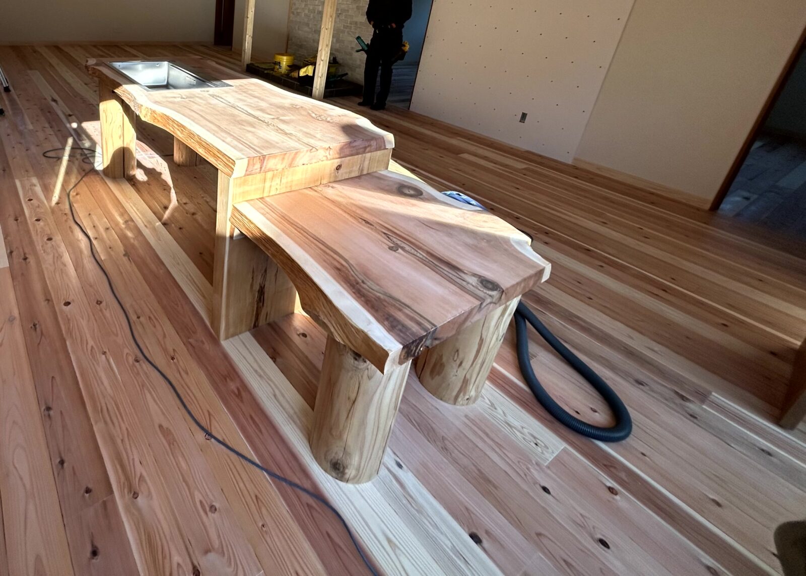 【埼玉×手作り】完全オーダーメイド 木製キッチン|幅広で使いやすい！