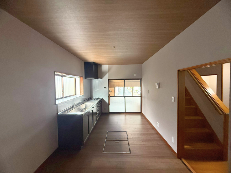 内装リフォーム×モダン空間へ|埼玉蓮田のリフォーム・注文住宅・外構工事・塗装